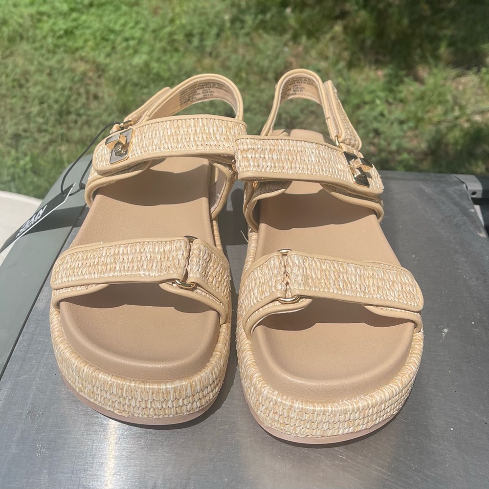 NWT Madden NYC Beige Strappy Sandals